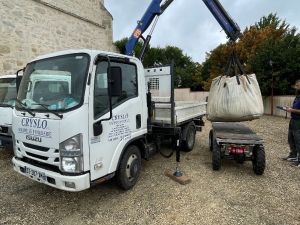 Copie de Chariot de manutention avec grue pour espaces verts